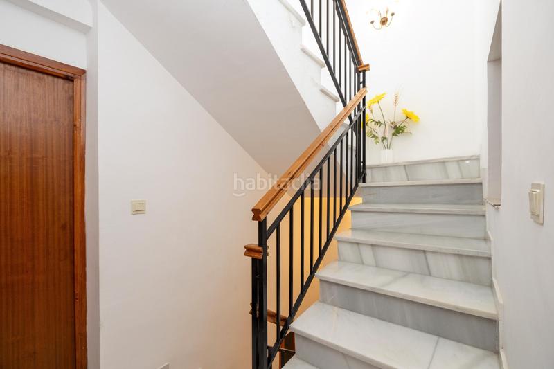 Foto c82a5843-d896-4b37-bc24-84c5a2f2c510. Casa  con solarium en Lanjarón