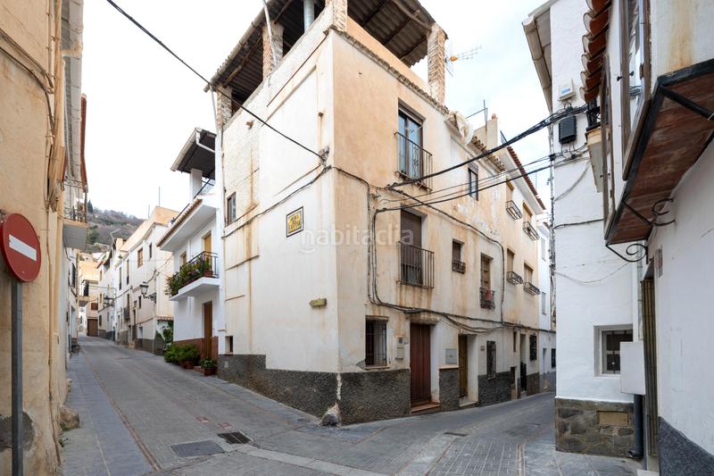 Foto fdb49658-81ae-4174-aaa9-21b4188a29f1. Casa  con solarium en Lanjarón