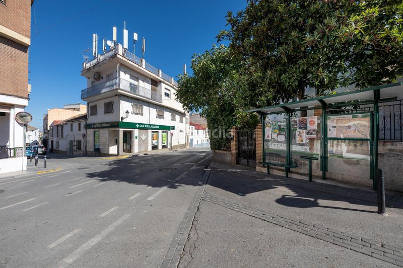 Foto 40d02692-de37-4210-bca2-fc1e8f5e5a67. Local comercial local céntrico en la carretera de granadagojar en Gójar