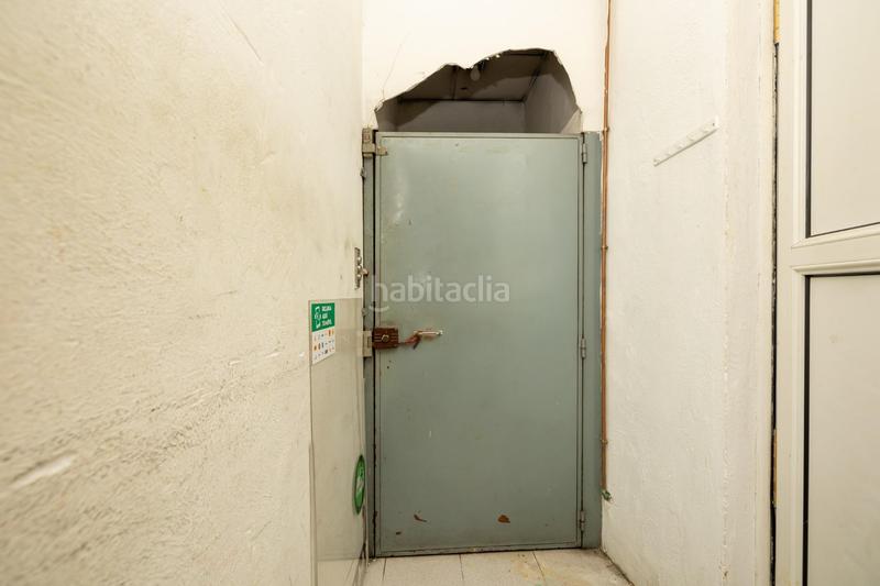 Foto ca526f83-31d7-469d-aa36-142426a59550. Local comercial local céntrico en la carretera de granadagojar en Gójar