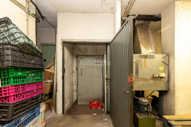 Foto f2f11aa2-6f09-4007-be91-a7463d298f91. Local comercial local céntrico en la carretera de granadagojar en Gójar