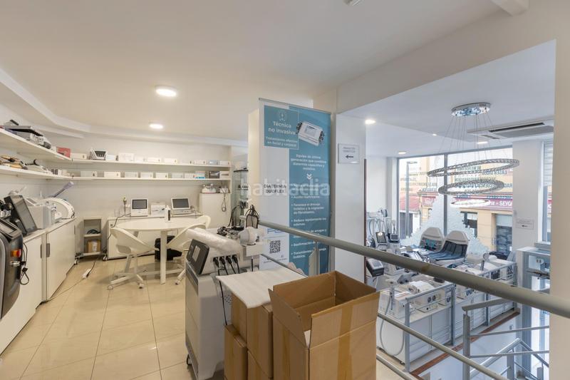 Foto b13438b1-35c6-463a-b5d4-17fd65a40d95. Local comercial oportunidad! local comercial totalmente reformado en la mejor zona de cullar vega! en Cúllar Vega