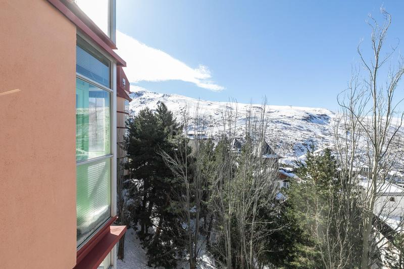 Foto 04bd313e-8b0c-44fc-bee4-c091f225ca2f. Dúplex en solynieve 57 dúplex tu refugio ideal en el edificio europa en Sierra Nevada
