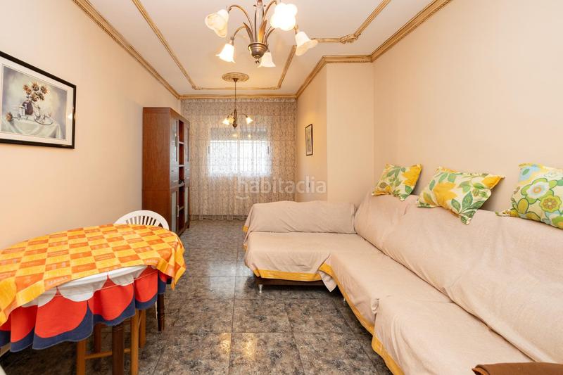 Foto 852ffc4e-2585-43c1-96a3-29fcb2885714. Casa adosada amplia casa adosada en Salar