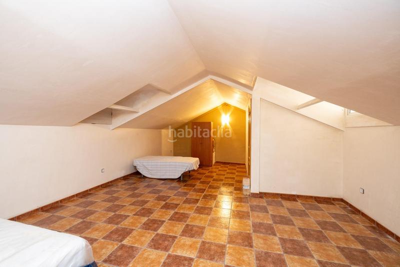 Foto c50fd5f0-a88a-4184-a4c8-9d2253803539. Casa adosada amplia casa adosada en Salar