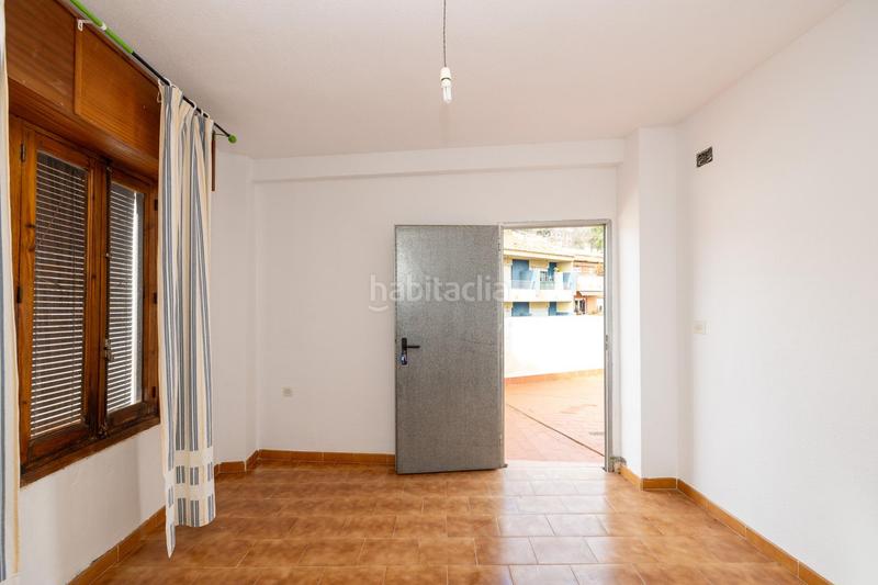 Foto c61a7a6b-9120-42e9-acf1-36d2e18d3450. Piso encantador piso en venta ! en Lanjarón