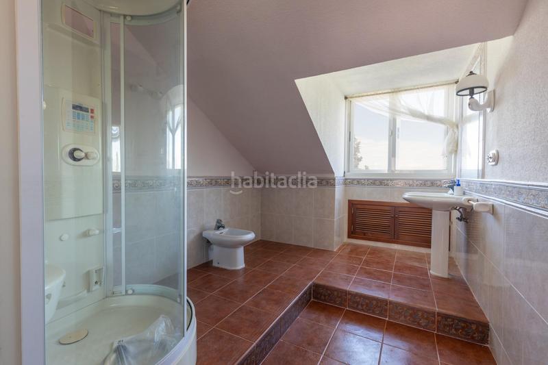 Foto b9b089a9-9350-4c61-847d-fa44edd06a56. Chalet atencion! ponemos a la venta esta espectacular villa en el pantano de cubillas! en Atarfe