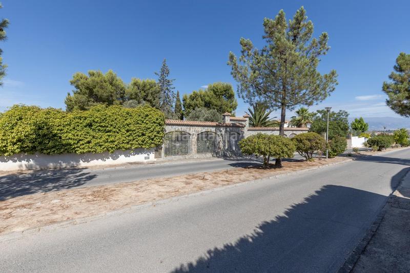 Foto cf01d83c-1d91-4fac-a2d6-5e002d7424dc. Chalet atencion! ponemos a la venta esta espectacular villa en el pantano de cubillas! en Atarfe