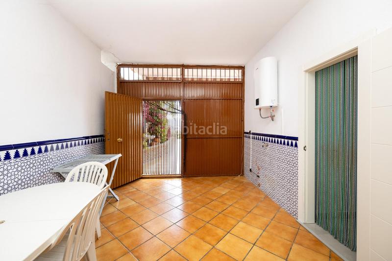 Foto c95faf0c-0d5e-480f-9678-8db8b96bde84. Casa espectacular casa independiente con piscina y terreno de 1150 m2 . más terreno urbano de 2000 m2. en Atarfe