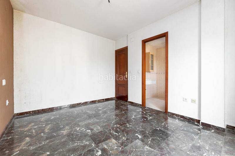 Foto f3efdaeb-12ba-48d1-bc9a-a17ad2df6c62. Chalet  con gran parcela y piscina en loma verde, en Albolote