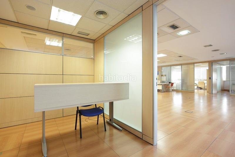 Foto 4cd4c8d9-0606-4197-8a9b-bf1204b5d79e. Oficina amb calefacció aparcament a Campus de la Salud Armilla