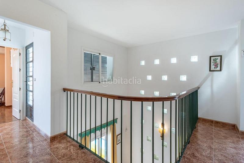 Foto 76f24108-e009-4f89-a892-90f6695cbc9f. Casa amb calefacció aparcament piscina a Albolote