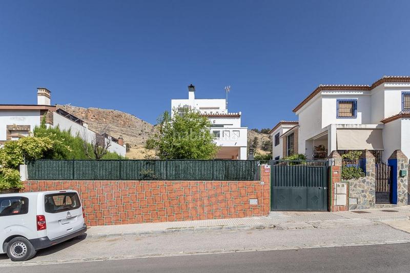 Foto e4e6ab3e-fa96-42eb-b607-e3ffae931eb0. Casa amb calefacció aparcament piscina a Albolote