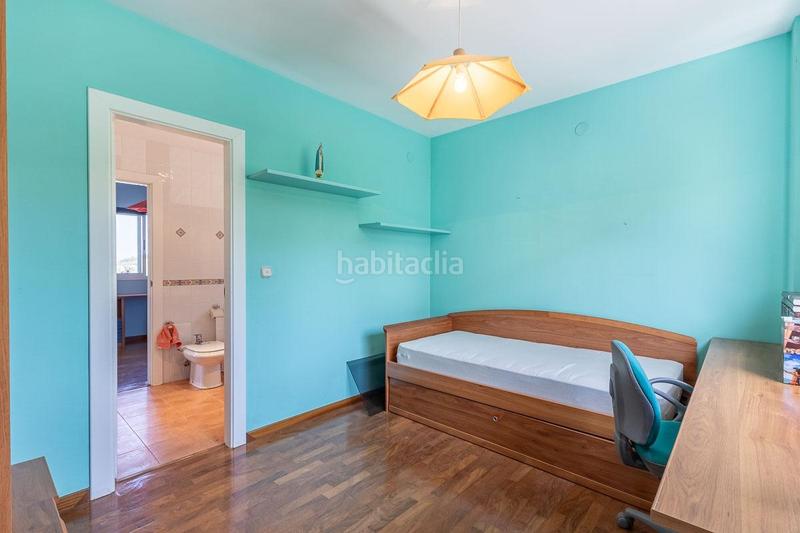 Foto f91cd62a-b6e7-4d25-8697-01c9332f0555. Casa amb calefacció aparcament piscina a Albolote