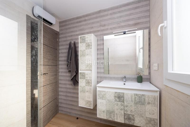 Foto 5545b950-d055-4f4c-9949-cfb66f629ce6. Casa adossada amb aparcament a Atarfe