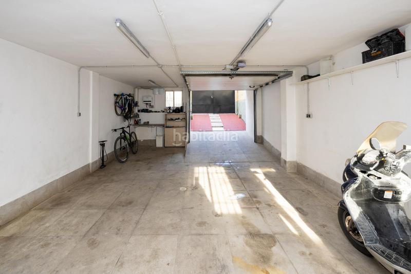 Foto fa732d80-c7f1-4add-ada7-bb486f6e760f. Casa adossada amb aparcament a Atarfe