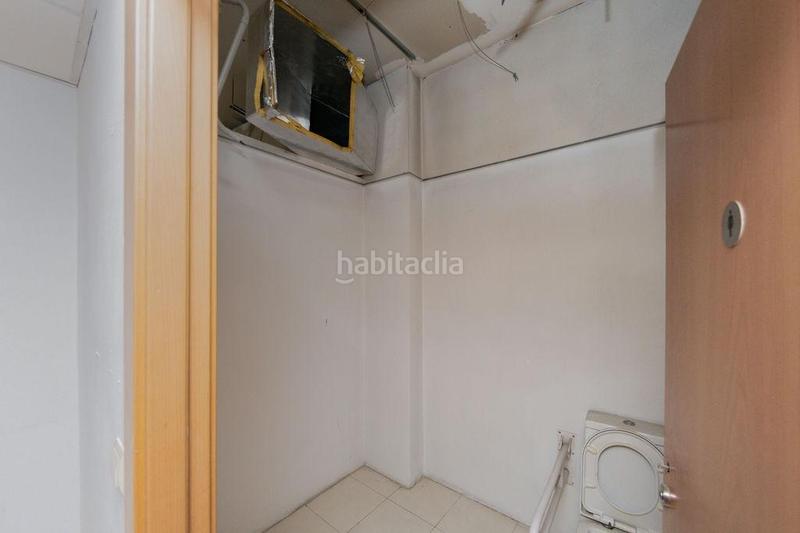 Foto 033ce81d-0d6a-4f38-a22d-9d7eef7e4197. Local comercial a La Zubia Ciudad Zubia (La)