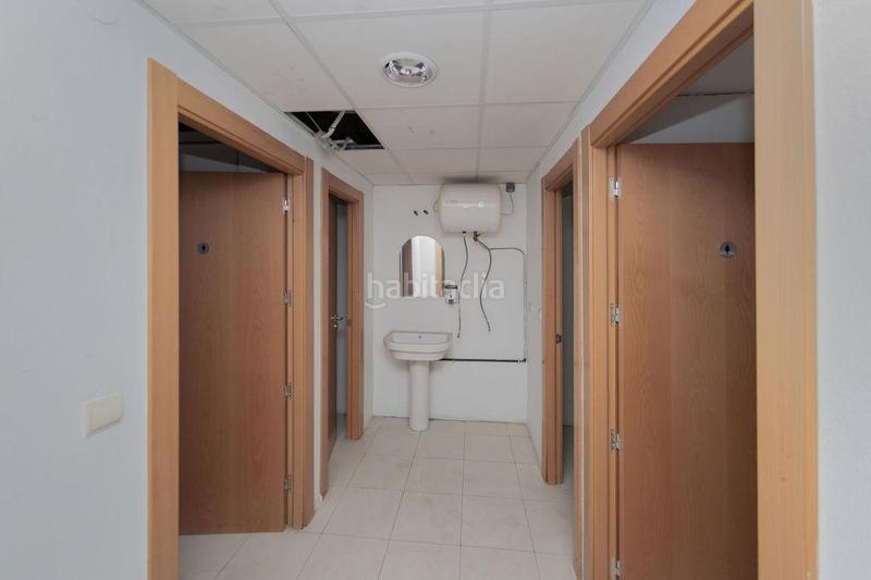 Foto 9917576c-c6be-4f4d-8919-6e667ef0eeb1. Local comercial a La Zubia Ciudad Zubia (La)