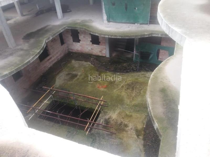 Foto a87091df-5bf5-4fa6-96a5-27cdbff87697. Edificio en calle mediodia 42 oportunidad de inversión , granada! en Láchar