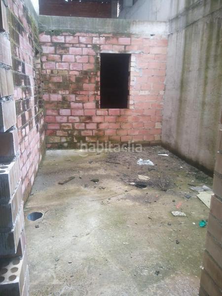 Foto ffa27130-6c15-4468-bb27-5a93126e37ef. Edificio en calle mediodia 42 oportunidad de inversión , granada! en Láchar