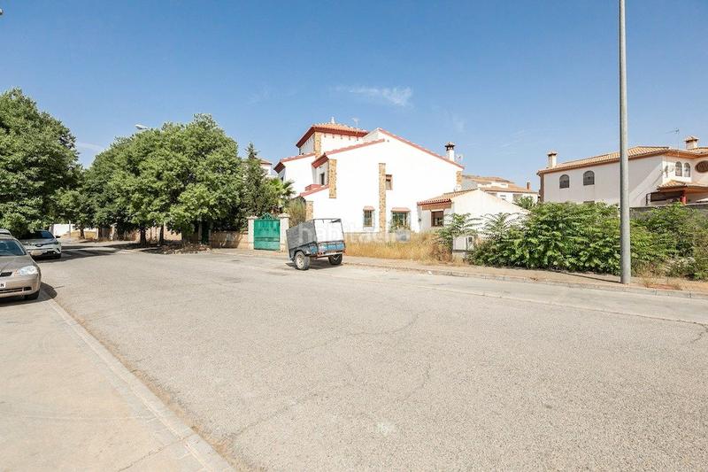 Foto 91f74753-b1ae-4dc1-973d-5b9745d6069e. Terreno residenziale in Atarfe