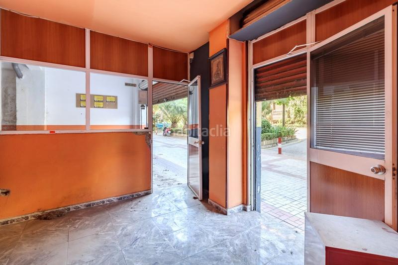 Foto 4ea01d78-b4af-42d1-a7fb-b45c23cc1537. Locale commerciale in Cervantes Granada