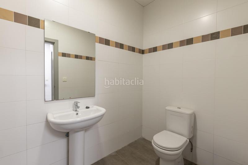 Foto bda8e2b4-b37e-4528-9d6a-1c8634199fd8. Nave industrial  en venta en Dúrcal