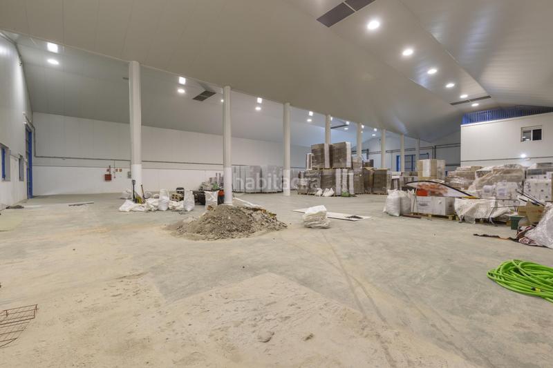 Foto d06e7eab-10b3-4c2f-ae2c-72e6c9f9bebb. Nave industrial  en venta en Dúrcal