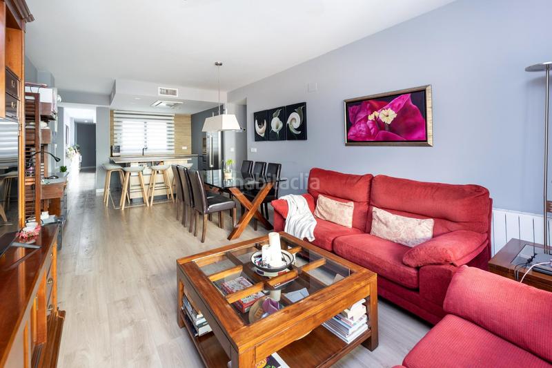 Foto 2a930450-816d-4ecc-b8e3-955a2c801ed9. Etagenwohnung mit heizung parking in Camino de Ronda Granada