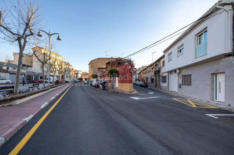Foto b69a81a6-bedf-479e-9bbd-08d35c7f081f. Casa adosada en ogijares 18 casa con estupenda ubicación . avenida de los ogíjares en Armilla