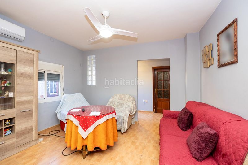 Foto d8d0f523-cf76-444d-9ab9-a64b1cc53089. Casa adosada en ogijares 18 casa con estupenda ubicación . avenida de los ogíjares en Armilla
