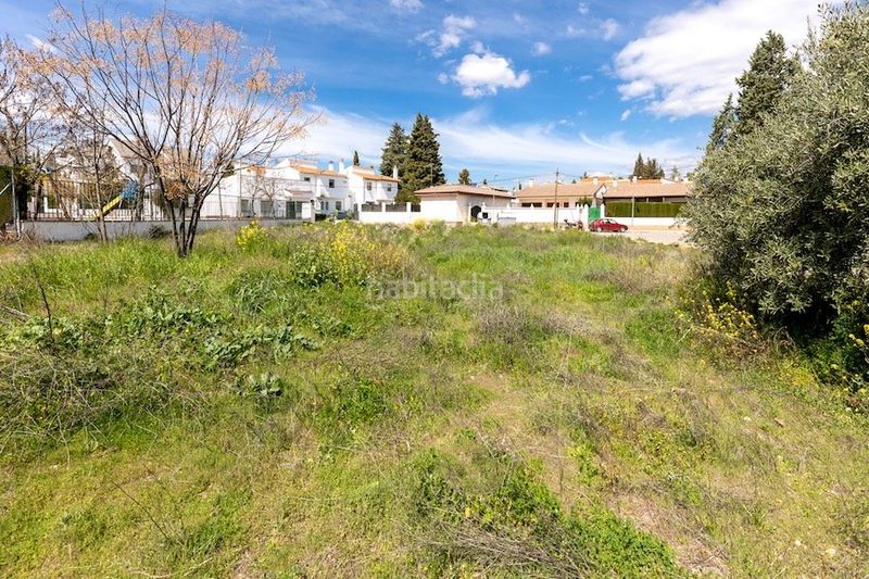 Foto e7ea8482-f220-467c-a53e-bac19e26fb72. Terreno residencial solar urbanización parque del cubillas con proyecto básico y licencia de obras en Albolote