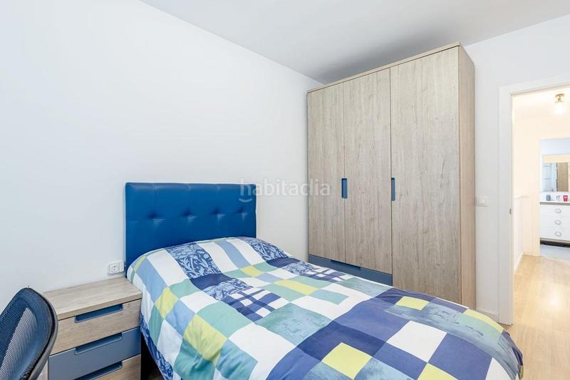 Foto 5ddc5f96-ef3f-4f2d-bd6f-e9c398de2589. Casa adossada amb calefacció aparcament piscina a Jun