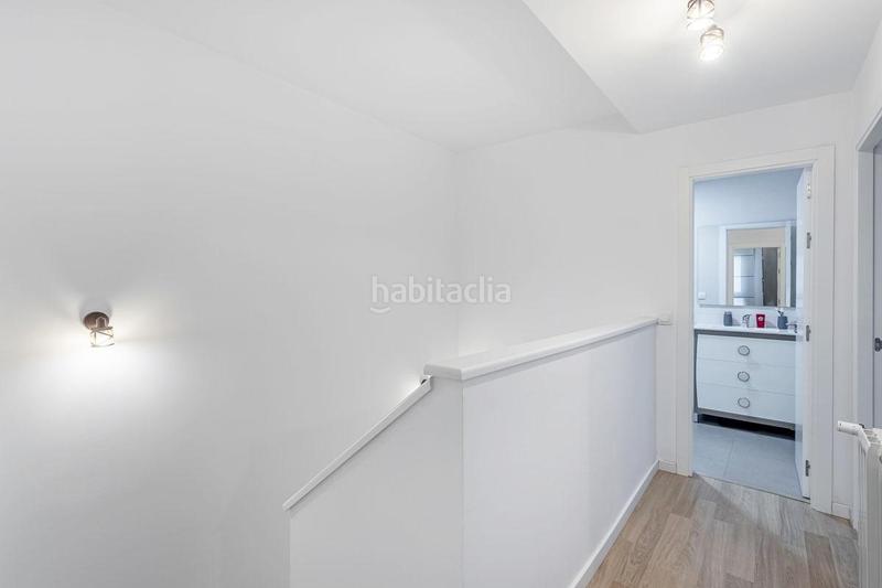 Foto 6ecbb8ef-6652-44ea-b37e-2b329c13a5de. Casa adossada amb calefacció aparcament piscina a Jun