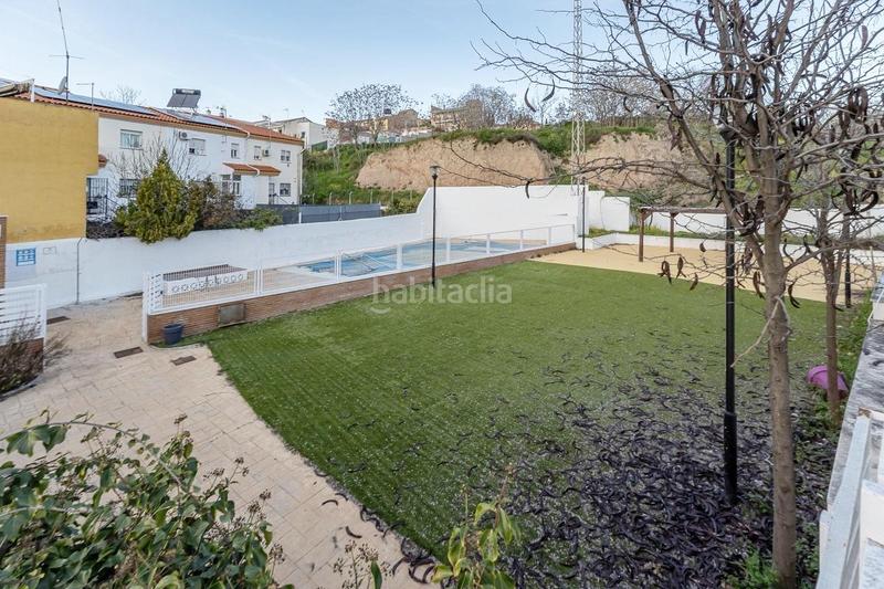 Foto c980dbbb-8874-47b0-acc0-ec97325ea4ad. Casa adossada amb calefacció aparcament piscina a Jun