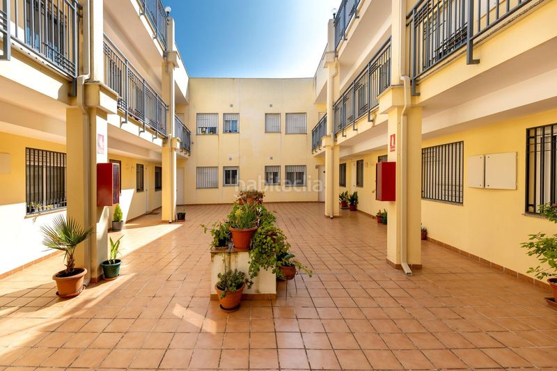 Foto 6c26f278-8f77-4466-8d55-95238c938095. Pis amb aparcament a Cúllar Vega