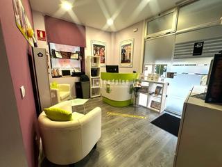 Local Comercial en Casco Histrico. Se vende clinica estetica alcala de henares madridzona casco his