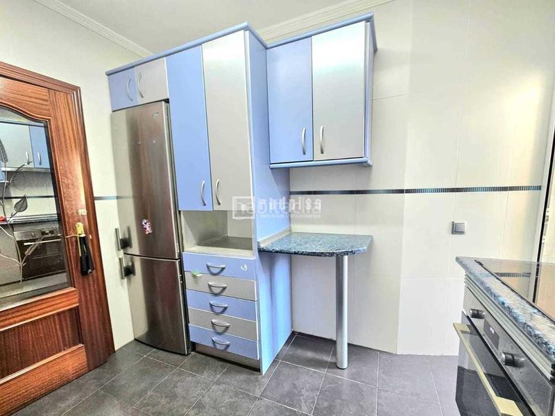 Foto 2c5a1c3e-9624-4fff-859d-f8a2bc678d11. Pis amb calefacció a Reyes Católicos Alcalá de Henares