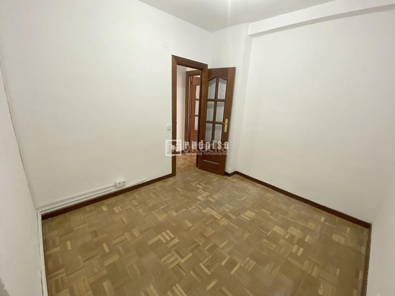 Foto 07bbe703-0cc5-449d-ba83-eebb78b01113. Piso  con terraza en 6 planta en Canillas Madrid