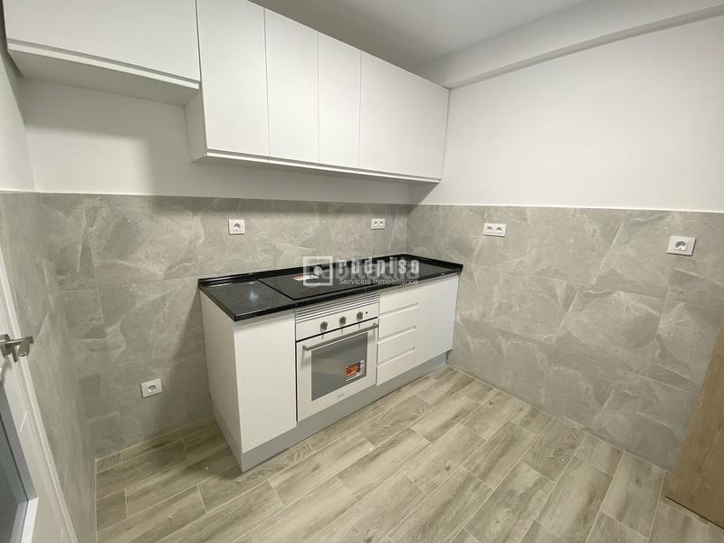 Foto 5d1b7d0c-a8cf-4380-8399-6c1455070b14. Piso  con terraza en 6 planta en Canillas Madrid
