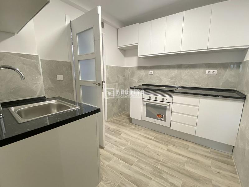 Foto a52bc21f-307e-4cf5-b952-1f9c8c0eea21. Piso  con terraza en 6 planta en Canillas Madrid