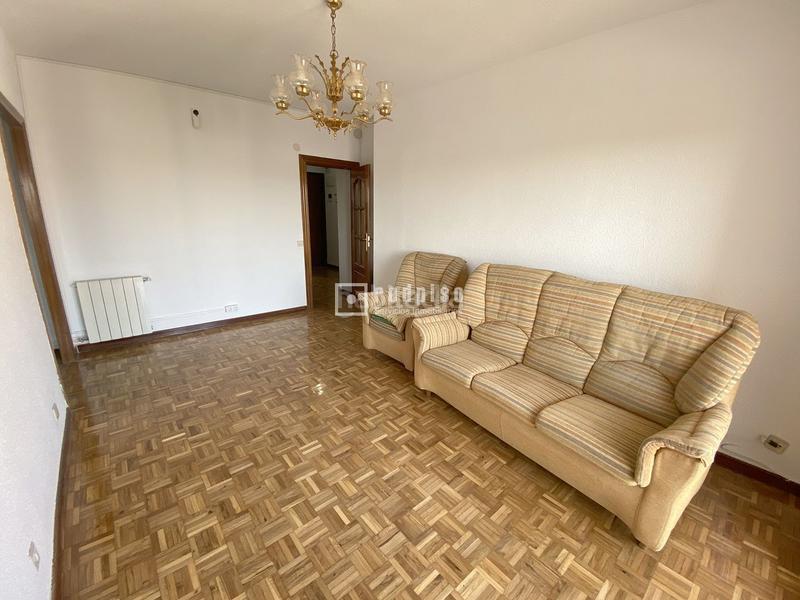 Foto e9f10f88-998a-48d1-b1f6-ce7eb7ce8529. Piso  con terraza en 6 planta en Canillas Madrid