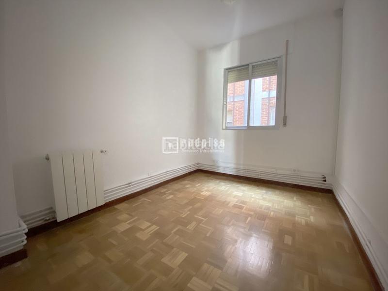 Foto f1670b9d-d7f2-4121-8da3-40364c1b7167. Piso  con terraza en 6 planta en Canillas Madrid