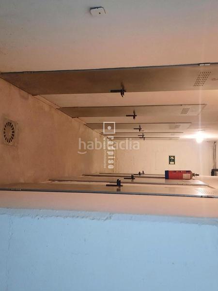 Foto d79324ab-85bb-4bbf-8a68-5ee274a3fe18. Local comercial localtrasteros ideal para inversión en Madrid