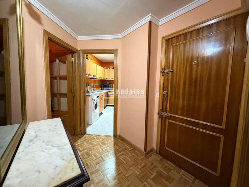 Foto 248f8788-372e-4e7a-9fe4-2c91a731780b. Etagenwohnung mit heizung in Canillas Madrid