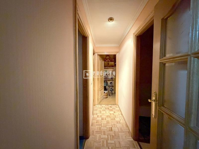 Foto bfa73ee5-7da1-464e-af90-b953f3efa00c. Etagenwohnung mit heizung in Canillas Madrid