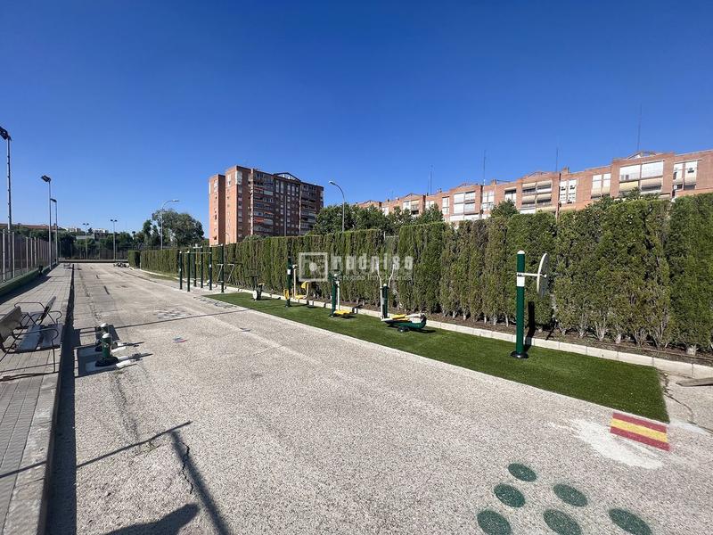 Foto 9b41515f-65df-457f-9edc-5f8b711d8cc6. Location appartement avec chauffage piscine dans Canillas Madrid