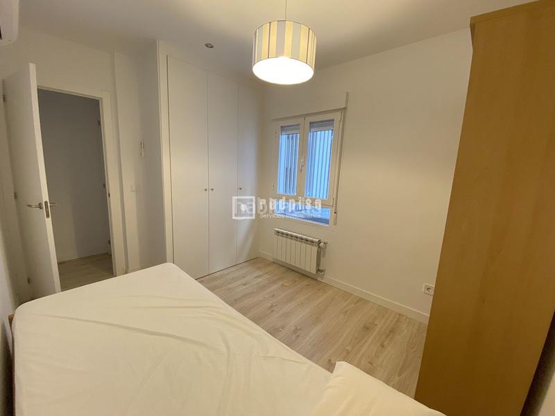 Foto 4720913f-a495-46ac-a1f7-a51cefd7de38. Miete etagenwohnung mit heizung pool in Canillas Madrid