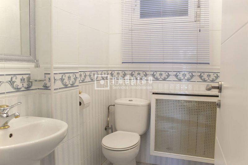 Foto 125a50b0-49b8-4d1c-b711-fac0654bd36d. Rent chalet with heating parking pool in Palomas Madrid