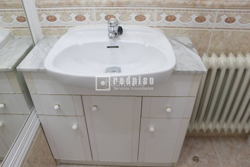 Foto 8e4fd75e-062a-41b8-afd6-4366234f62bd. Rent chalet with heating parking pool in Palomas Madrid